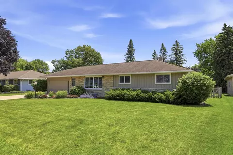 Exterior - 3517 W Florida Ave, Appleton, WI 54914 photo 1 of 6