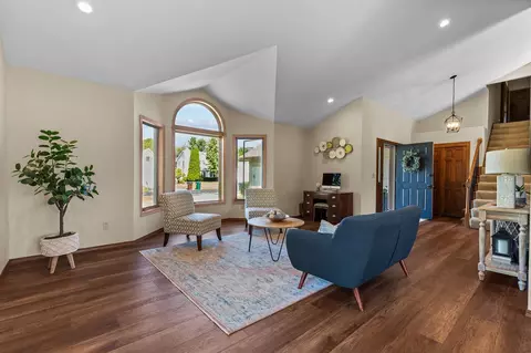 3040 Park Lawn Ct, Appleton, WI 54911 photo 3