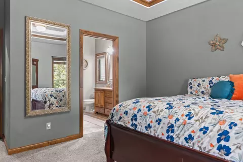 Bedroom - n9197 Jonsch Drive, Appleton, WI 54915 photo 3 of 6