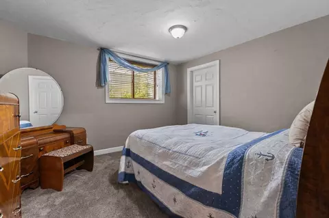 Bedroom - n9197 Jonsch Drive, Appleton, WI 54915 photo 6 of 6