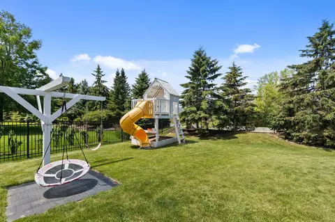 Exterior - n9197 Jonsch Drive, Appleton, WI 54915 photo 5 of 7