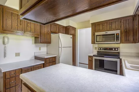 Kitchen - 931 E Sunset Ave, Appleton, WI 54911 photo 2 of 3