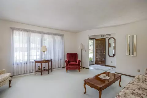 Living - 931 E Sunset Ave, Appleton, WI 54911 photo 1 of 3