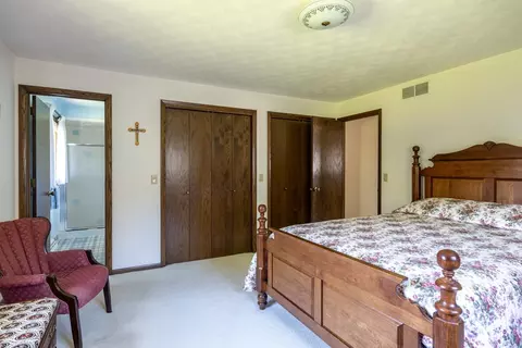 Bedroom - 931 E Sunset Ave, Appleton, WI 54911 photo 1 of 4