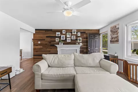 Living - 1118 E Park Hills Dr, Appleton, WI 54915 photo 1 of 3