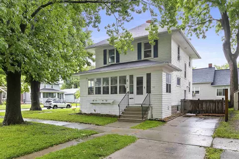 520 Elmore St, Green Bay, WI 54303
