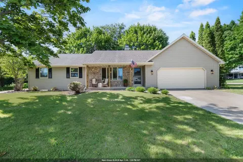 3107 Devroy Ln, Green Bay, WI 54313