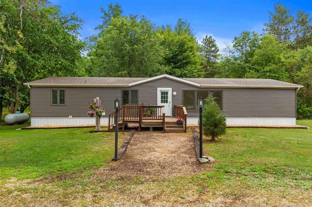 n1032 County Road Ee, Redgranite, WI 54970
