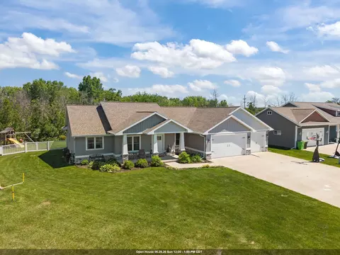 n8231 Big Lake Lane, Sherwood, WI 54169