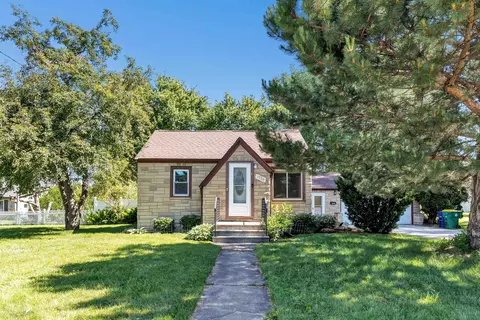 1528 7th St, Green Bay, WI 54304