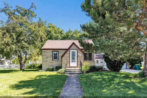 1528 7th St, Green Bay, WI 54304