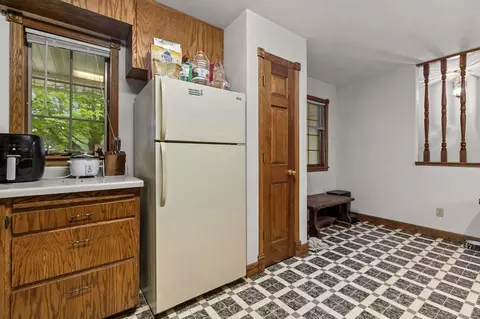 Kitchen - 17 Pamela Ct, Appleton, WI 54915 photo 5 of 5