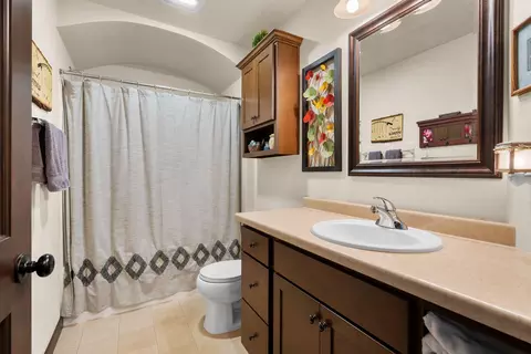 Bath - 567 Fair St, Wrightstown, WI 54180 photo 2 of 2