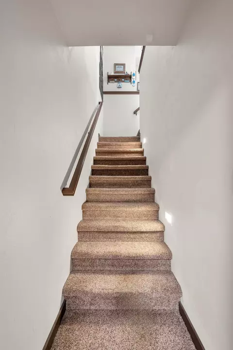 Entry Way - 567 Fair St, Wrightstown, WI 54180 photo 2 of 2