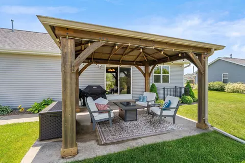 Exterior - 567 Fair St, Wrightstown, WI 54180 photo 4 of 14