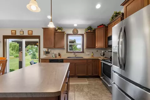Kitchen - 567 Fair St, Wrightstown, WI 54180 photo 3 of 4