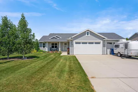 Exterior - 567 Fair St, Wrightstown, WI 54180 photo 13 of 14