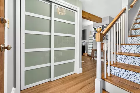 Entry Way - 700 E Lindbergh St, Appleton, WI 54911 photo 1 of 4