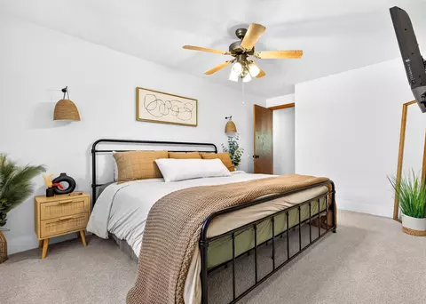 Bedroom - 700 E Lindbergh St, Appleton, WI 54911 photo 2 of 10