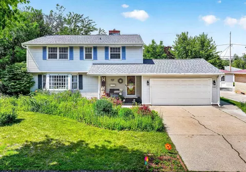 700 E Lindbergh St, Appleton, WI 54911