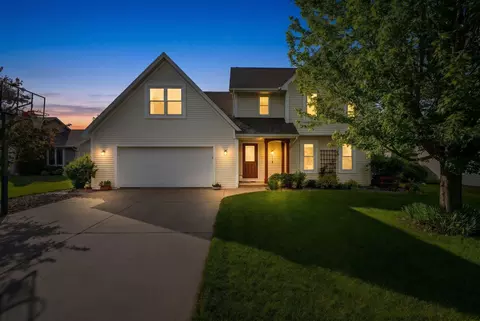 4501 N Stonebridge Ct, Appleton, WI 54913