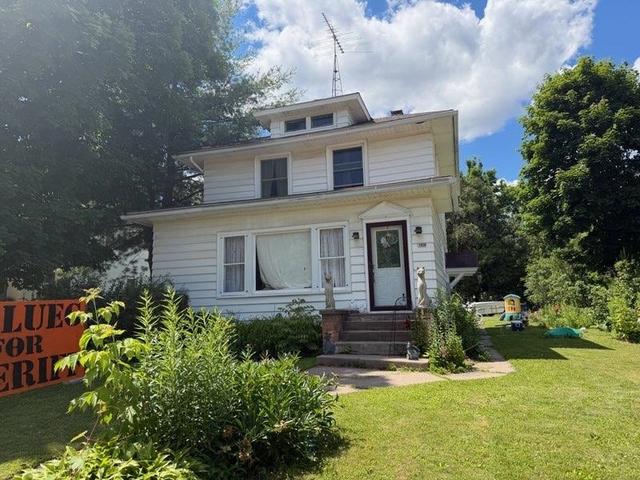 169 N Main St, Clintonville, WI 54929