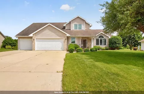 465 Winding Waters Way, De Pere, WI 54115