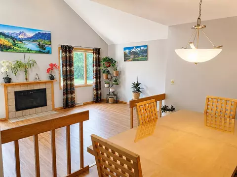 Dining - 3529 N Morrison St, Appleton, WI 54911 photo 3 of 4