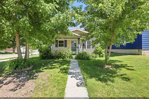 2224 Geele Ave, Sheboygan, WI 53083