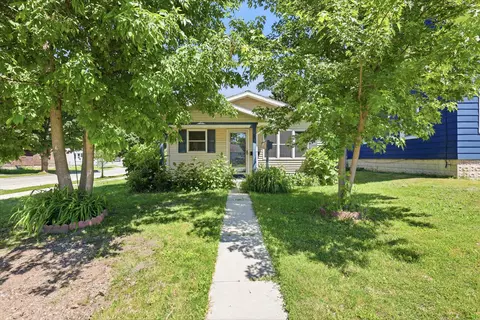 2224 Geele Ave, Sheboygan, WI 53083