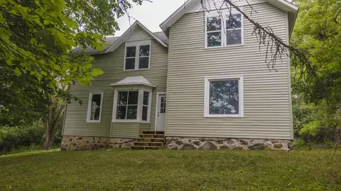 w8008 County Road A, Wild Rose, WI 54984