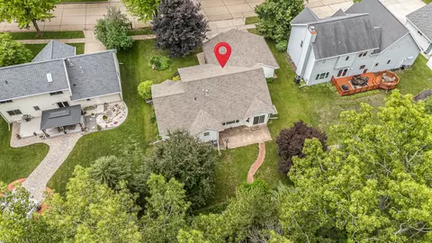 View/Area - 1424 E Keystone Ln, Appleton, WI 54913 photo 1 of 8