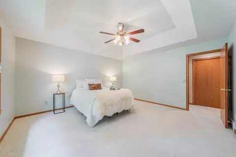 Bedroom - 1424 E Keystone Ln, Appleton, WI 54913 photo 2 of 10