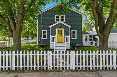 703 Harrison St, Green Bay, WI 54303