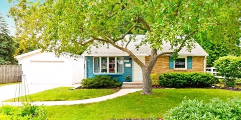 2030 Libal St, Green Bay, WI 54301