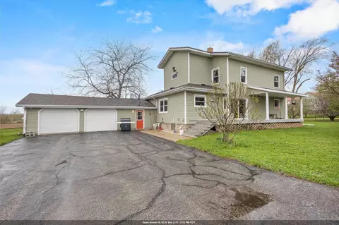 w4943 Brusewitz Road, Black Creek, WI 54106