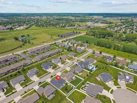 View/Area - 3627 Tulip Trl, Appleton, WI 54913 photo 6 of 9