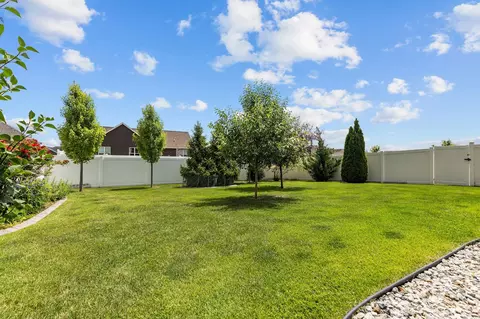 Exterior - 3627 Tulip Trl, Appleton, WI 54913 photo 21 of 24