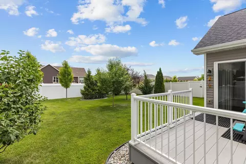 Exterior - 3627 Tulip Trl, Appleton, WI 54913 photo 14 of 24
