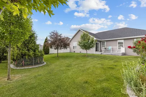 Exterior - 3627 Tulip Trl, Appleton, WI 54913 photo 20 of 24