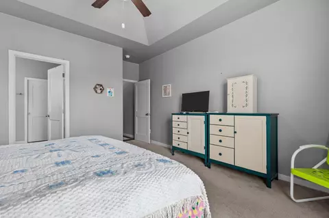 Bedroom - 3627 Tulip Trl, Appleton, WI 54913 photo 4 of 5