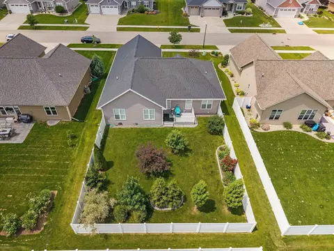 View/Area - 3627 Tulip Trl, Appleton, WI 54913 photo 8 of 9