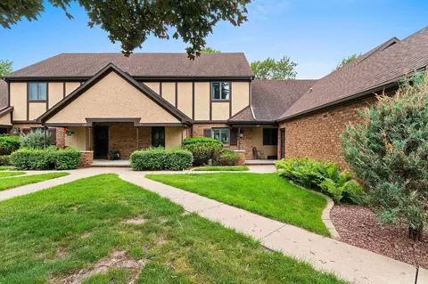 Exterior - 151 Harrys Gtwy, Appleton, WI 54914 photo 2 of 14