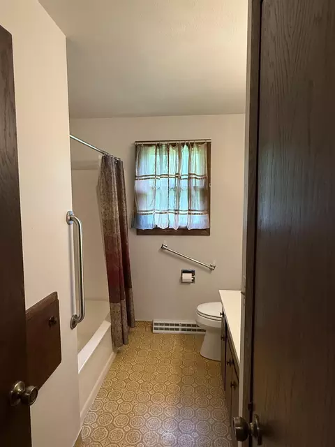 1002 E Northwood Dr, Appleton, WI 54911 photo 7