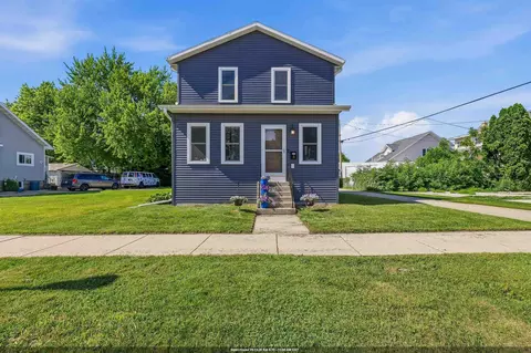 15 W Bank St, Fond Du Lac, WI 54935