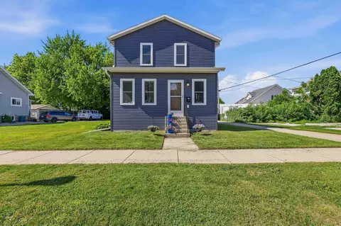 15 W Bank St, Fond Du Lac, WI 54935