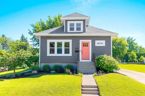 1269 Elmore St, Green Bay, WI 54303