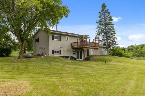 Exterior - n2749 Evergreen Lane, Appleton, WI 54913 photo 6 of 9