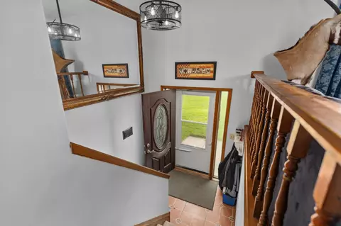 Entry Way - n2749 Evergreen Lane, Appleton, WI 54913 photo 1 of 2