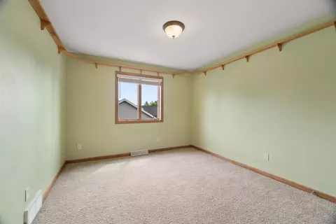 Bedroom - 4226 E Appleseed Dr, Appleton, WI 54913 photo 2 of 8
